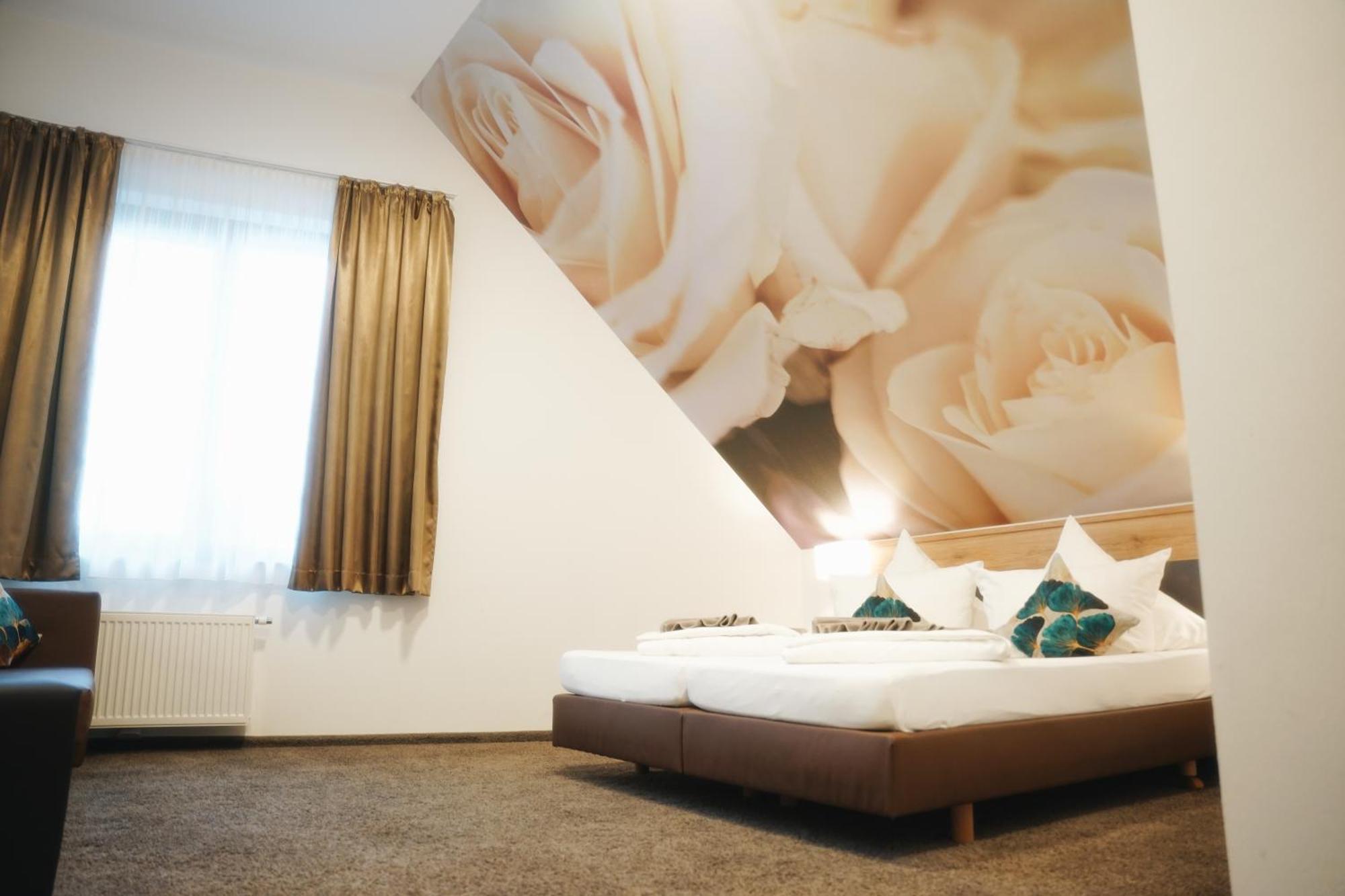 Outlet Hotel 메칭엔 외부 사진